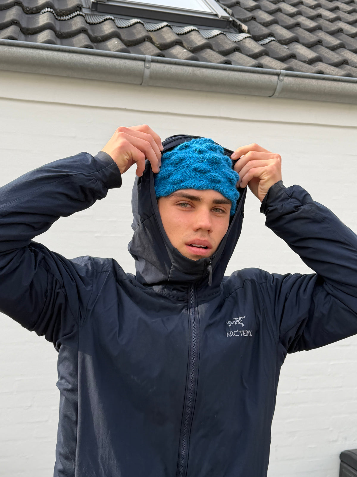 Prickle Beanie - English