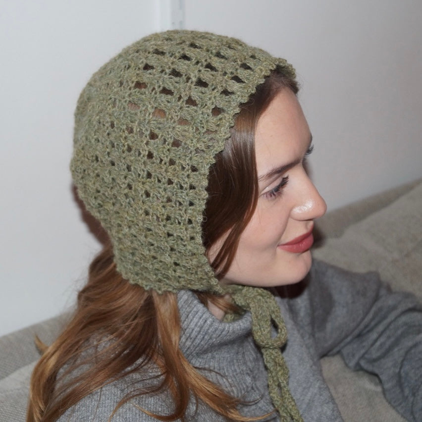 Vintage Bonnet - Danish