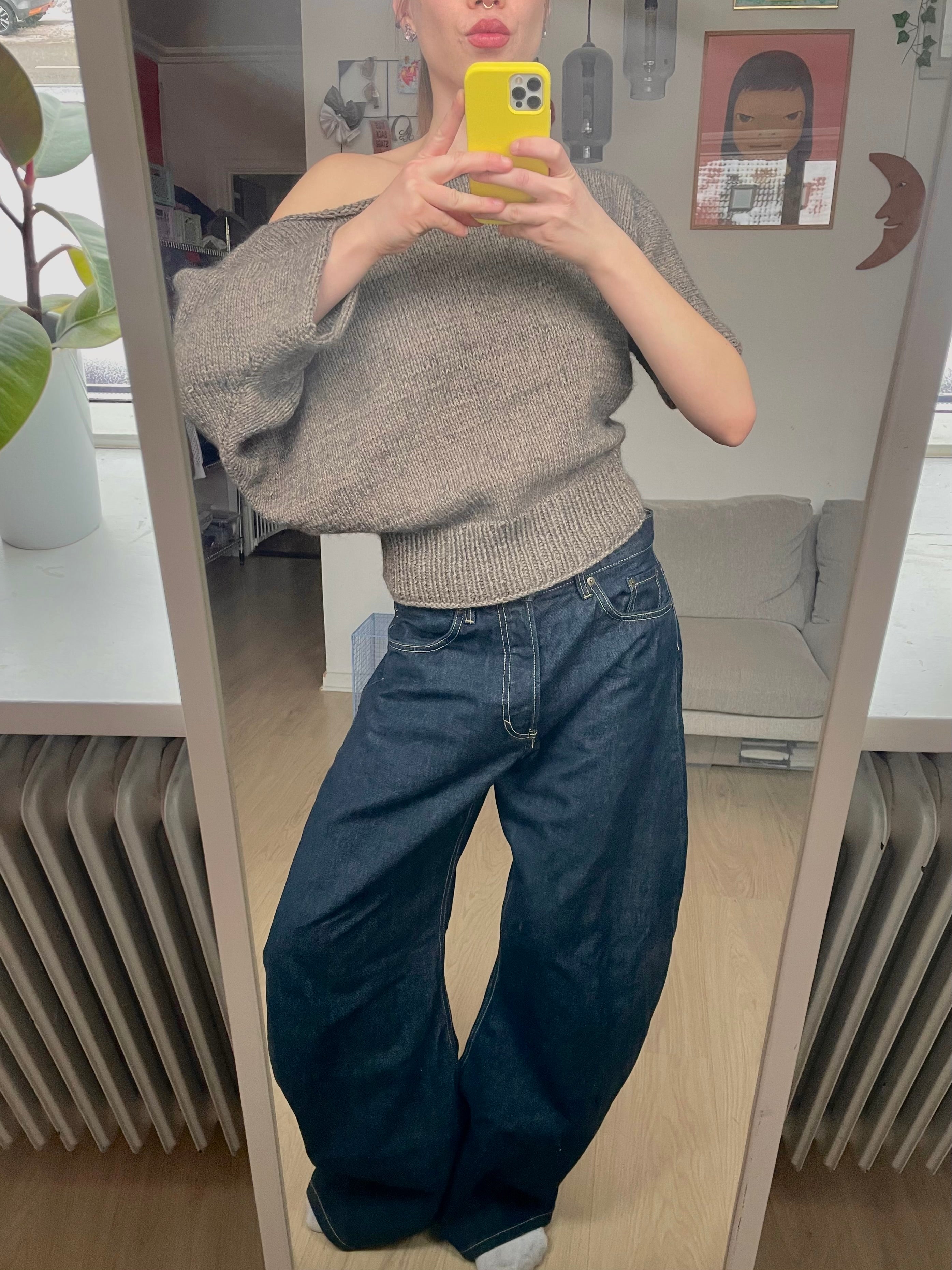 Lunelle Top - English